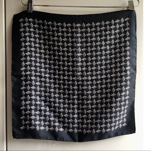 Vintage Italian silk pocket square black white geometric print silk bandanna - Picture 5 of 10